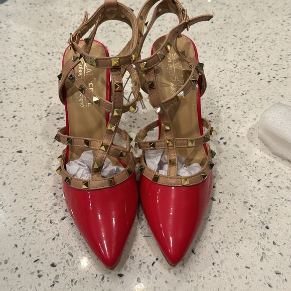 Catherine Malandrino Jazy Heels - Picture 4 of 11